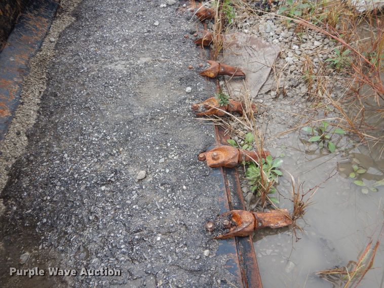 image for item JF9936 60" W skid steer bucket