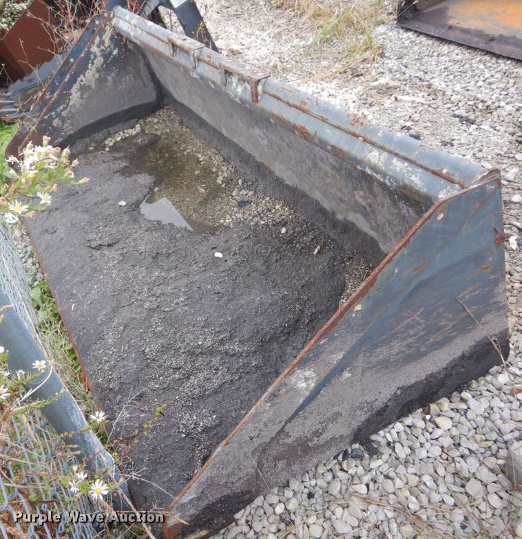 image for item JF9938 Hi-Cap  86" W bucket