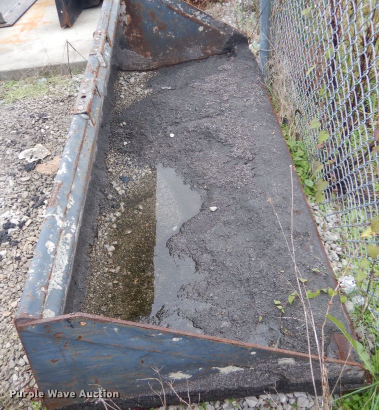 image for item JF9938 Hi-Cap  86" W bucket