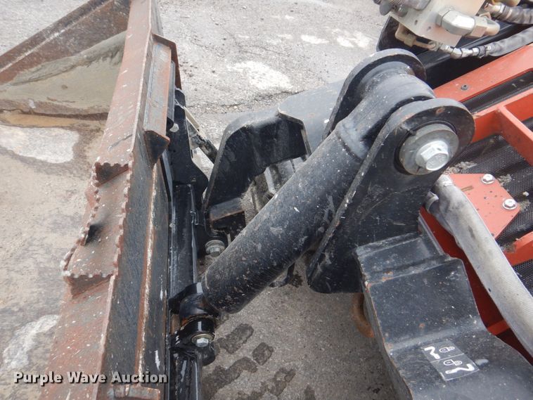 image for item JF9940 2017 Ditch Witch SK1550  compact utility loader