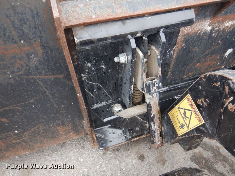 image for item JF9940 2017 Ditch Witch SK1550  compact utility loader