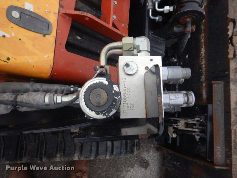 image for item JF9940 2017 Ditch Witch SK1550  compact utility loader