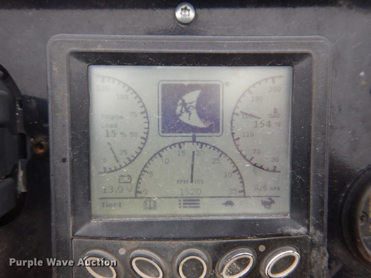 image for item JF9940 2017 Ditch Witch SK1550  compact utility loader