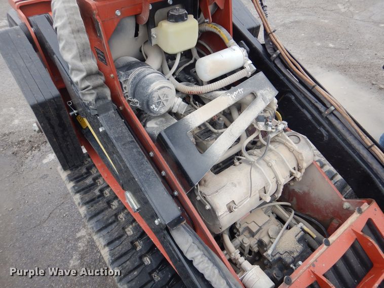 image for item JF9940 2017 Ditch Witch SK1550  compact utility loader