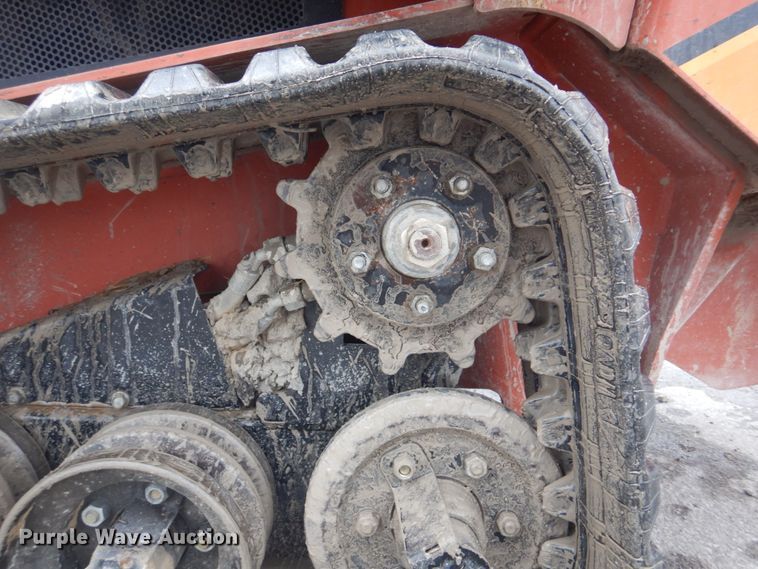 image for item JF9940 2017 Ditch Witch SK1550  compact utility loader