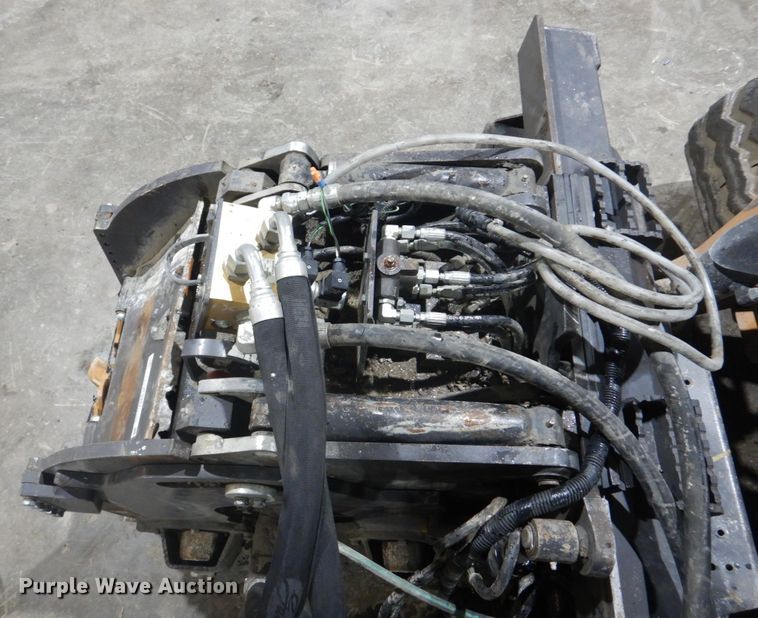 image for item JF9941 Paladin skid steer cold planer