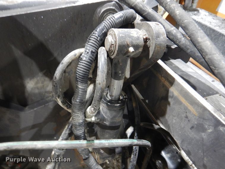 image for item JF9941 Paladin skid steer cold planer