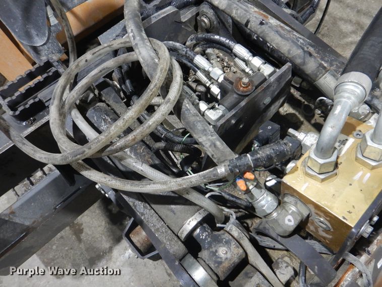 image for item JF9941 Paladin skid steer cold planer