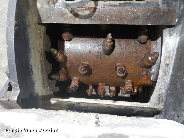 image for item JF9941 Paladin skid steer cold planer