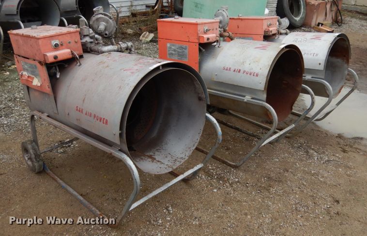 image for item JI9345 (3) Sundog Sun-1400 heaters