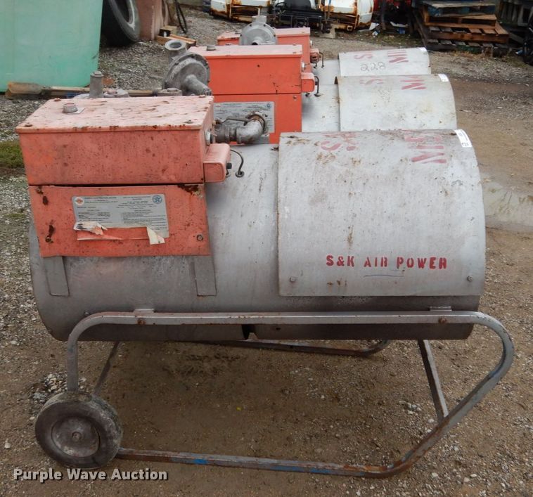 image for item JI9345 (3) Sundog Sun-1400 heaters