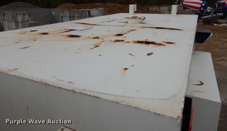 image for item JI9347 1980 Ford 8000  tank truck