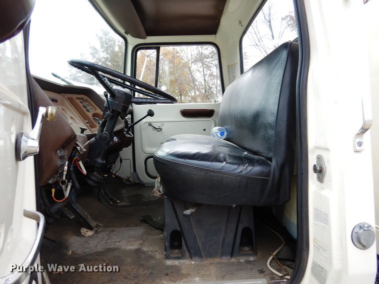image for item JI9347 1980 Ford 8000  tank truck