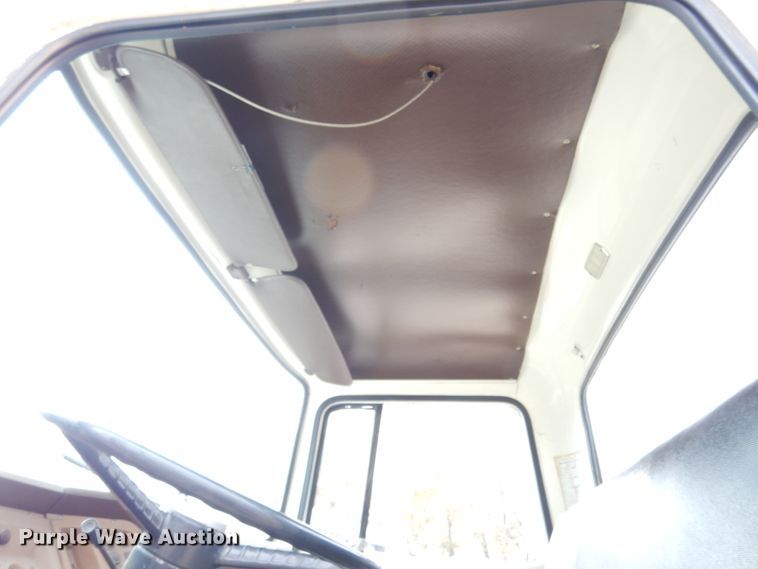 image for item JI9347 1980 Ford 8000  tank truck