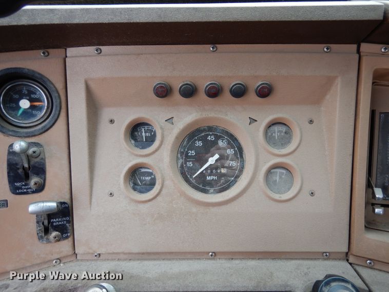 image for item JI9347 1980 Ford 8000  tank truck