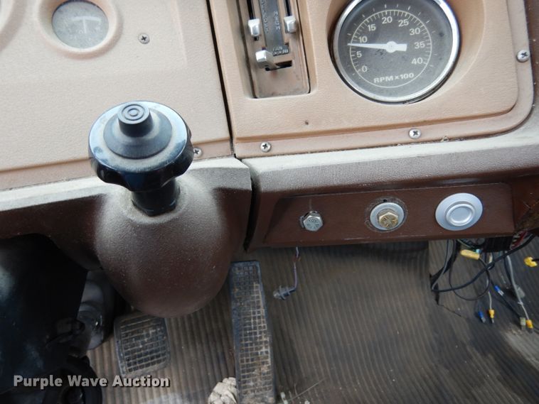 image for item JI9347 1980 Ford 8000  tank truck
