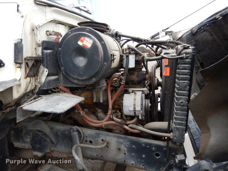 image for item JI9347 1980 Ford 8000  tank truck