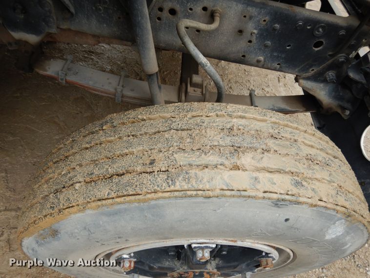 image for item JI9347 1980 Ford 8000  tank truck