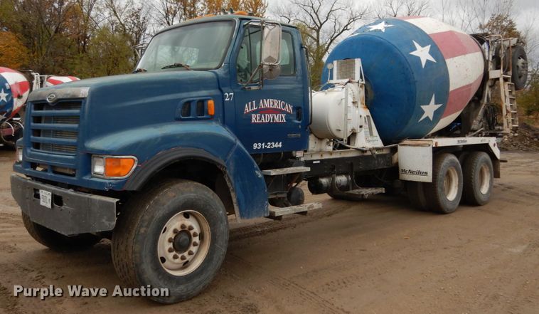 image for item JI9348 1999 Sterling LT9511  ready mix truck