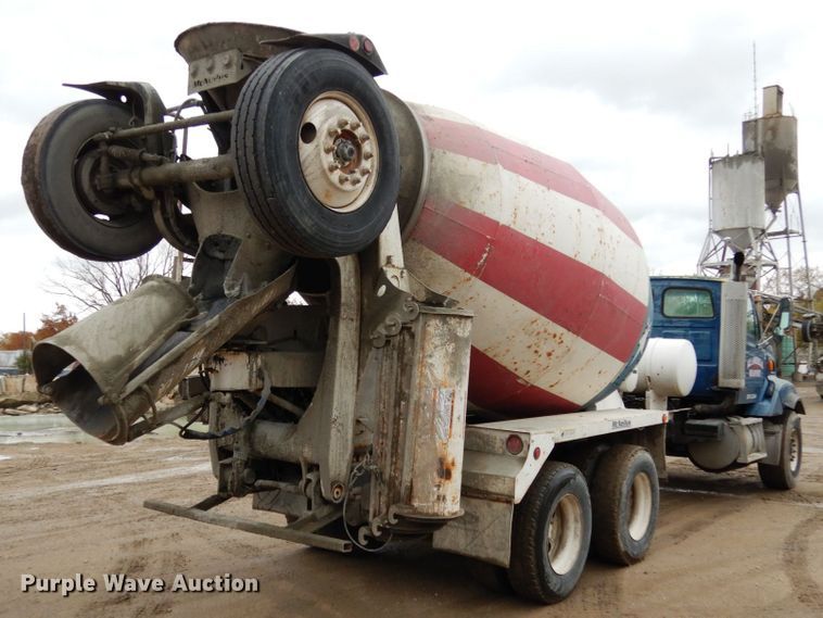 image for item JI9348 1999 Sterling LT9511  ready mix truck