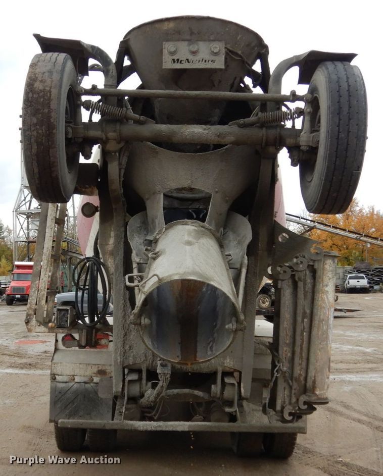 image for item JI9348 1999 Sterling LT9511  ready mix truck