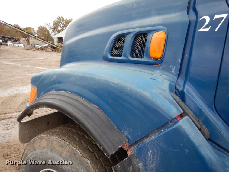 image for item JI9348 1999 Sterling LT9511  ready mix truck