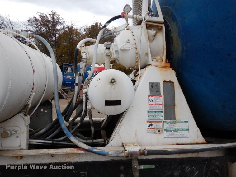 image for item JI9348 1999 Sterling LT9511  ready mix truck