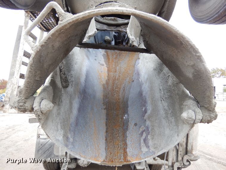 image for item JI9348 1999 Sterling LT9511  ready mix truck