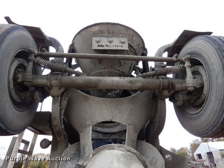 image for item JI9348 1999 Sterling LT9511  ready mix truck