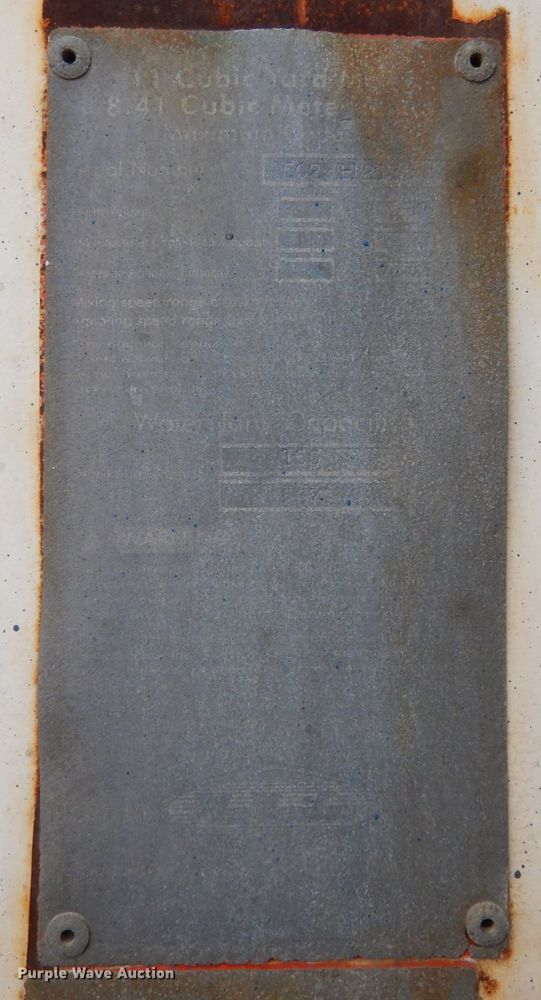 image for item JI9348 1999 Sterling LT9511  ready mix truck