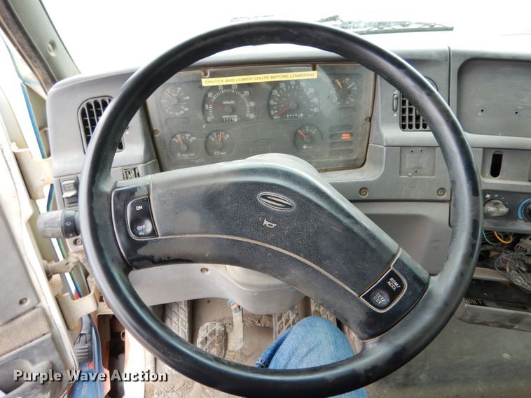 image for item JI9348 1999 Sterling LT9511  ready mix truck