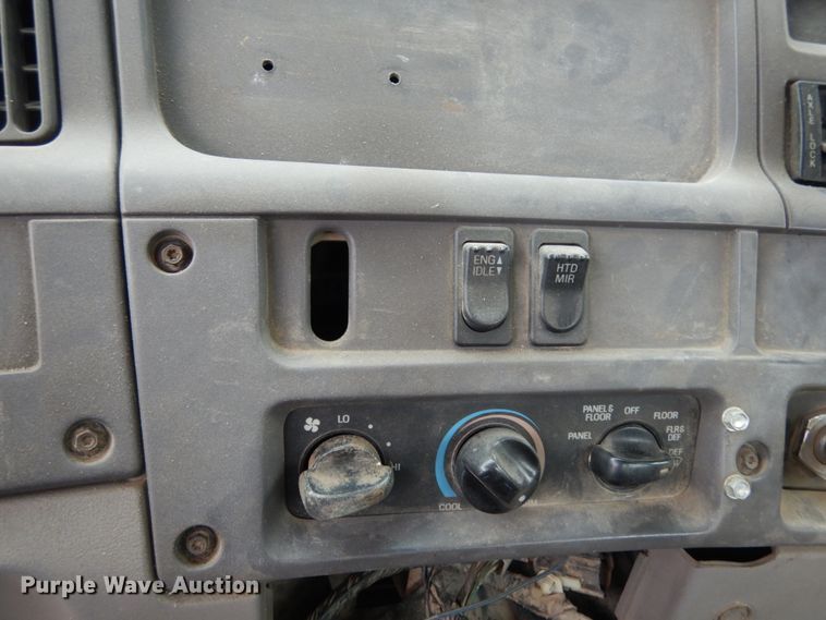 image for item JI9348 1999 Sterling LT9511  ready mix truck