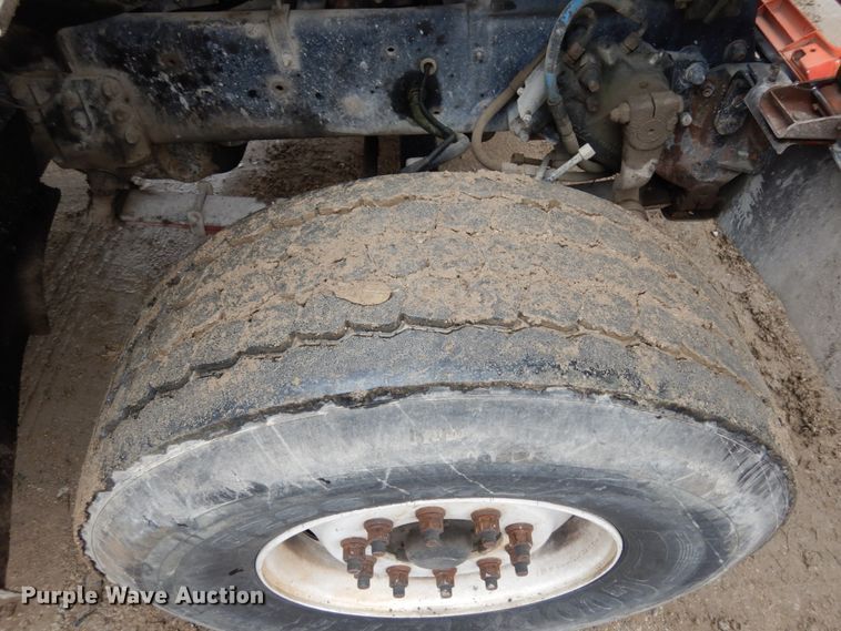 image for item JI9348 1999 Sterling LT9511  ready mix truck