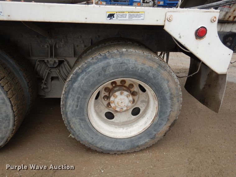 image for item JI9348 1999 Sterling LT9511  ready mix truck