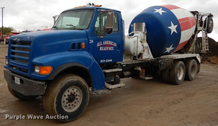 image for item JI9349 1999 Sterling LT9511  ready mix truck