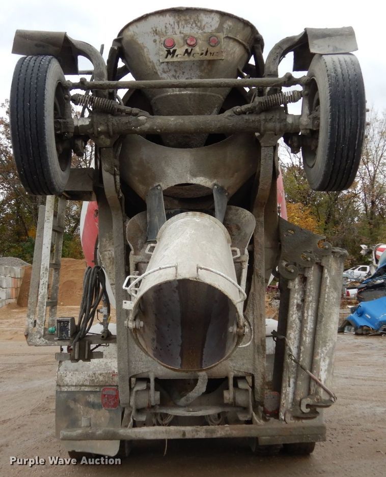 image for item JI9349 1999 Sterling LT9511  ready mix truck