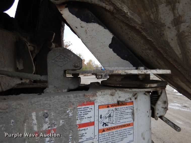 image for item JI9349 1999 Sterling LT9511  ready mix truck