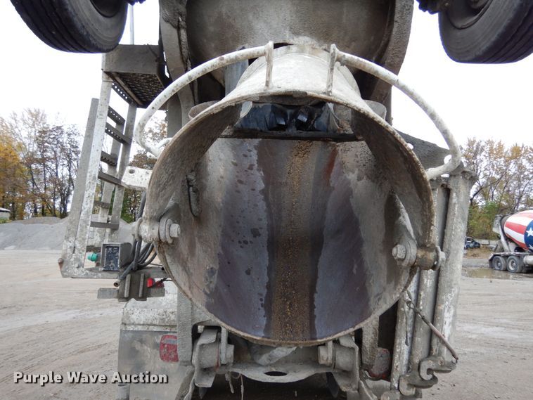 image for item JI9349 1999 Sterling LT9511  ready mix truck