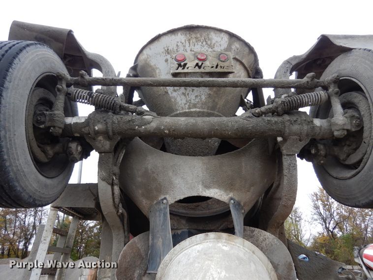 image for item JI9349 1999 Sterling LT9511  ready mix truck