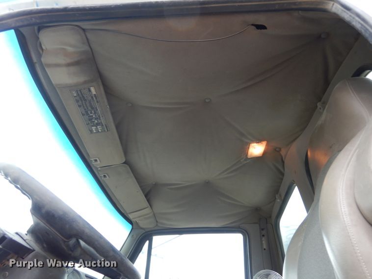 image for item JI9349 1999 Sterling LT9511  ready mix truck