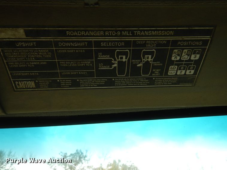 image for item JI9349 1999 Sterling LT9511  ready mix truck