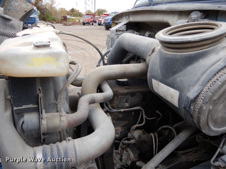 image for item JI9349 1999 Sterling LT9511  ready mix truck