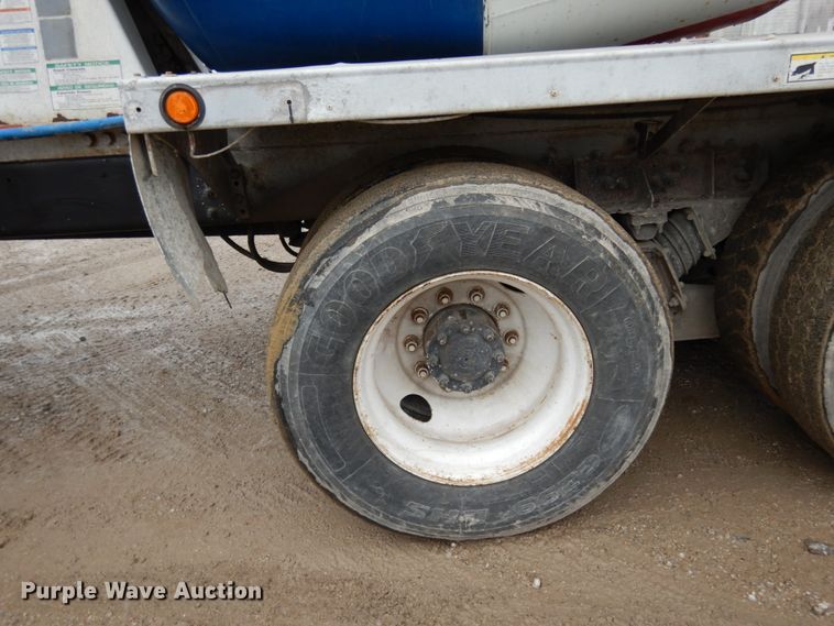 image for item JI9349 1999 Sterling LT9511  ready mix truck