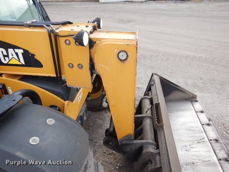 image for item JI9354 2012 Caterpillar TH255  telehandler