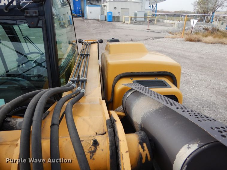 image for item JI9354 2012 Caterpillar TH255  telehandler