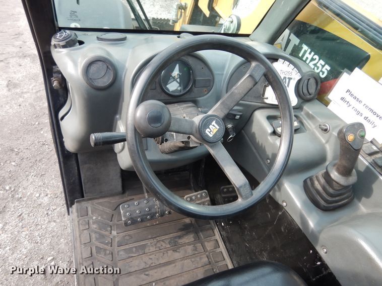 image for item JI9354 2012 Caterpillar TH255  telehandler