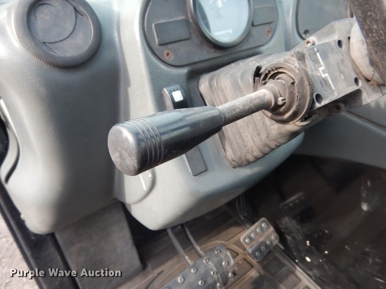 image for item JI9354 2012 Caterpillar TH255  telehandler