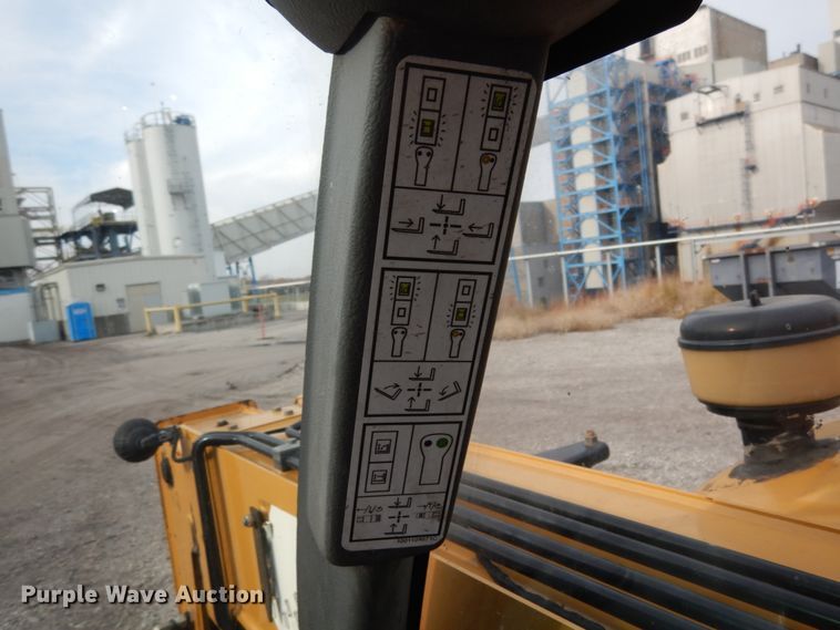 image for item JI9354 2012 Caterpillar TH255  telehandler