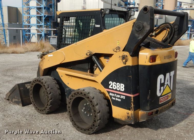 image for item JI9355 2007 Caterpillar 268B  skid steer loader