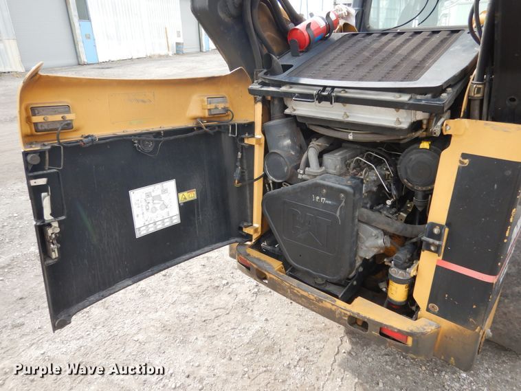 image for item JI9355 2007 Caterpillar 268B  skid steer loader